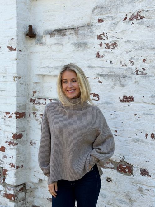 Hovedbilde Amuse Pullover Jessica 104ChampagneAW26